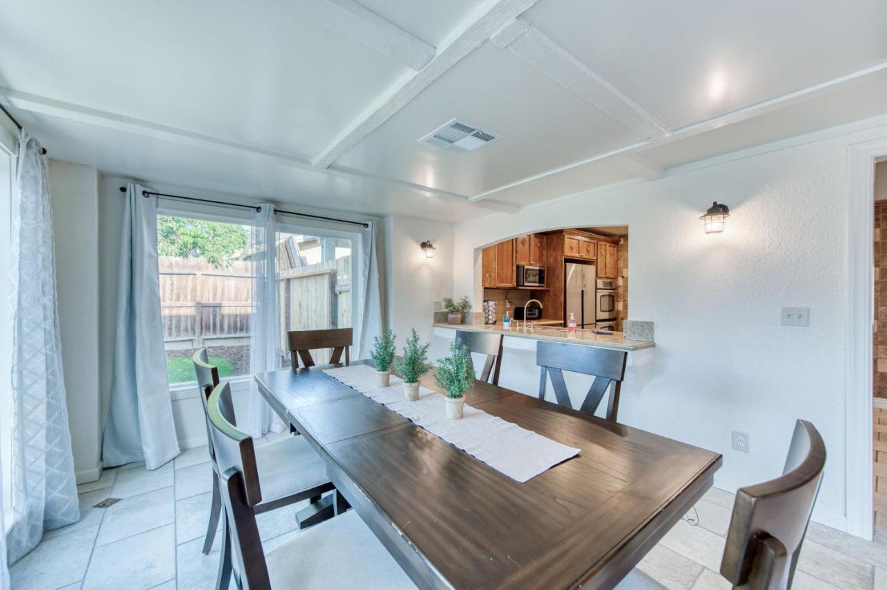Apartment Fig Garden 4br House W Pool