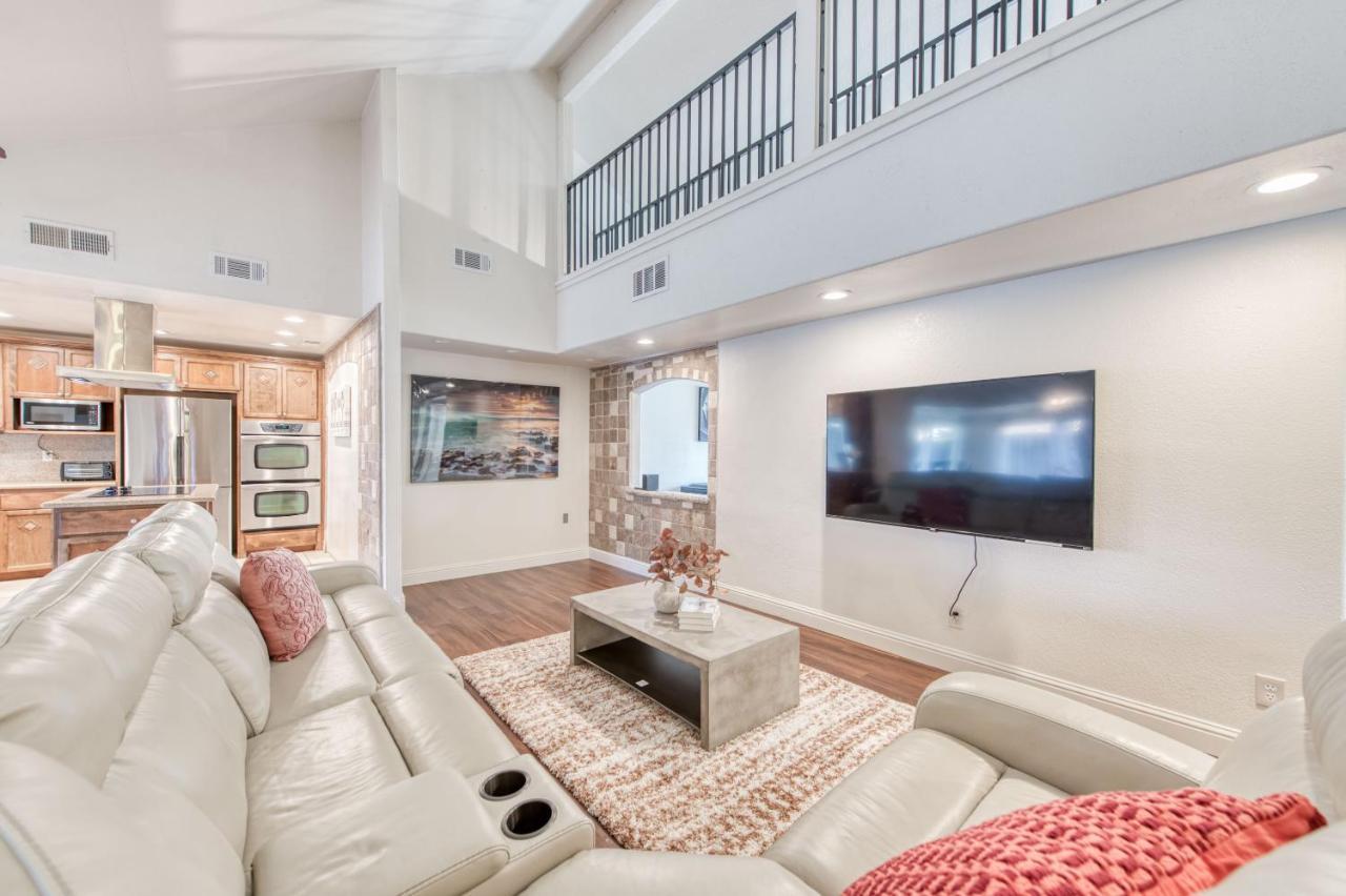 Apartment Fig Garden 4br House W Pool *