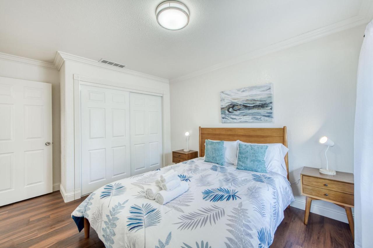 Fig Garden 4br House W Pool Apartment *