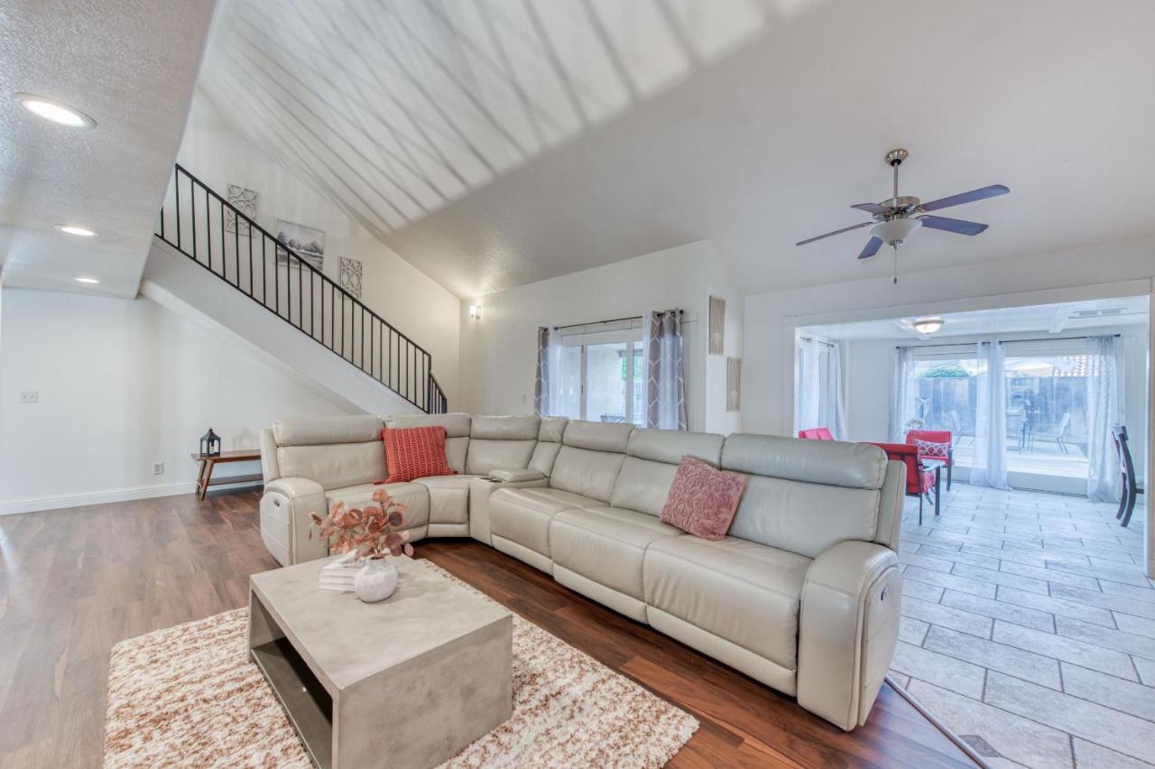 Fig Garden 4br House W Pool Apartment Fresno