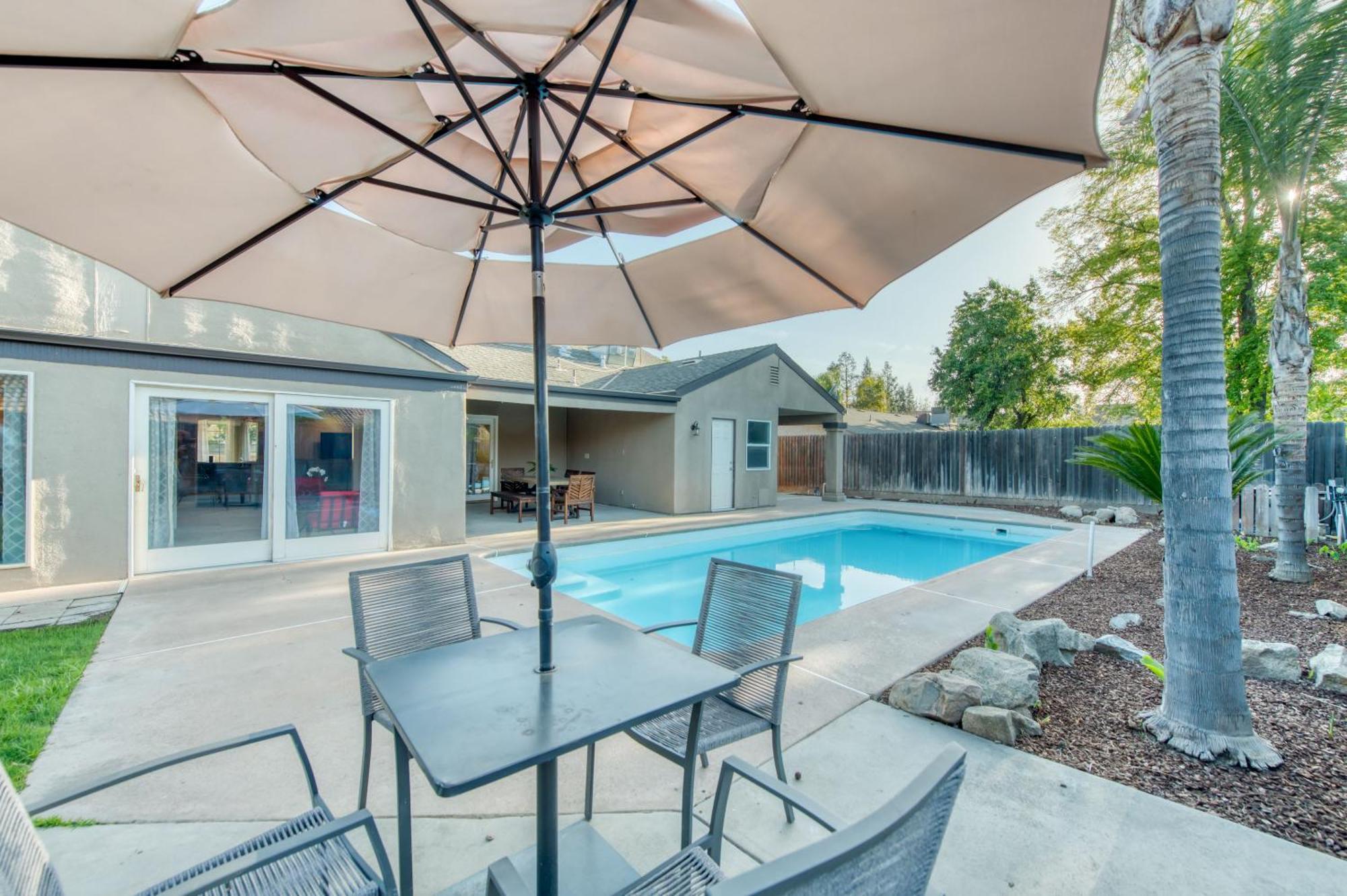 Apartment Fig Garden 4br House W Pool