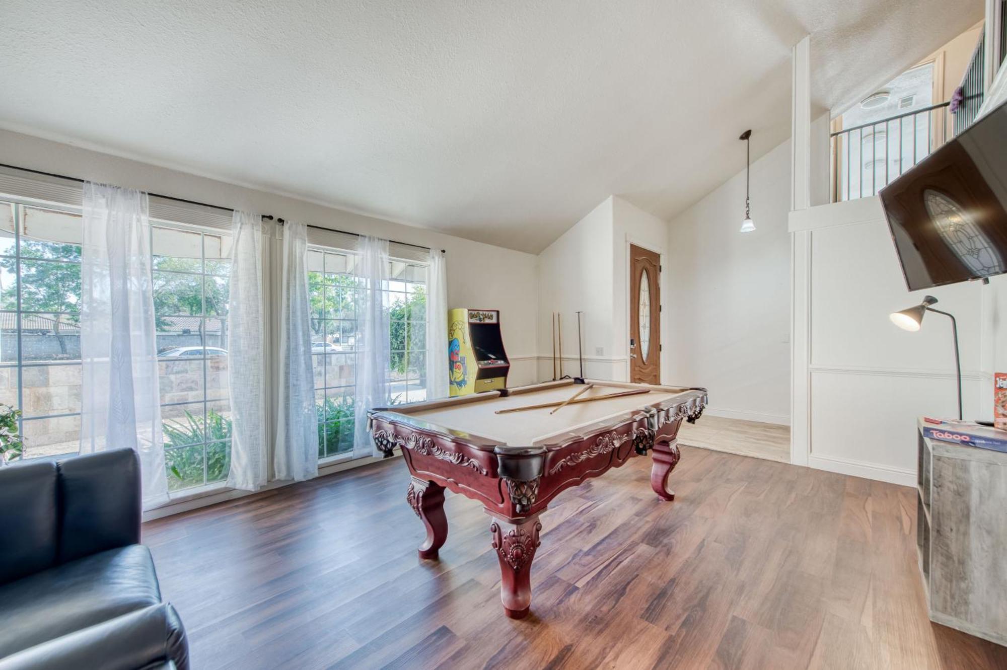 Fig Garden 4br House W Pool *