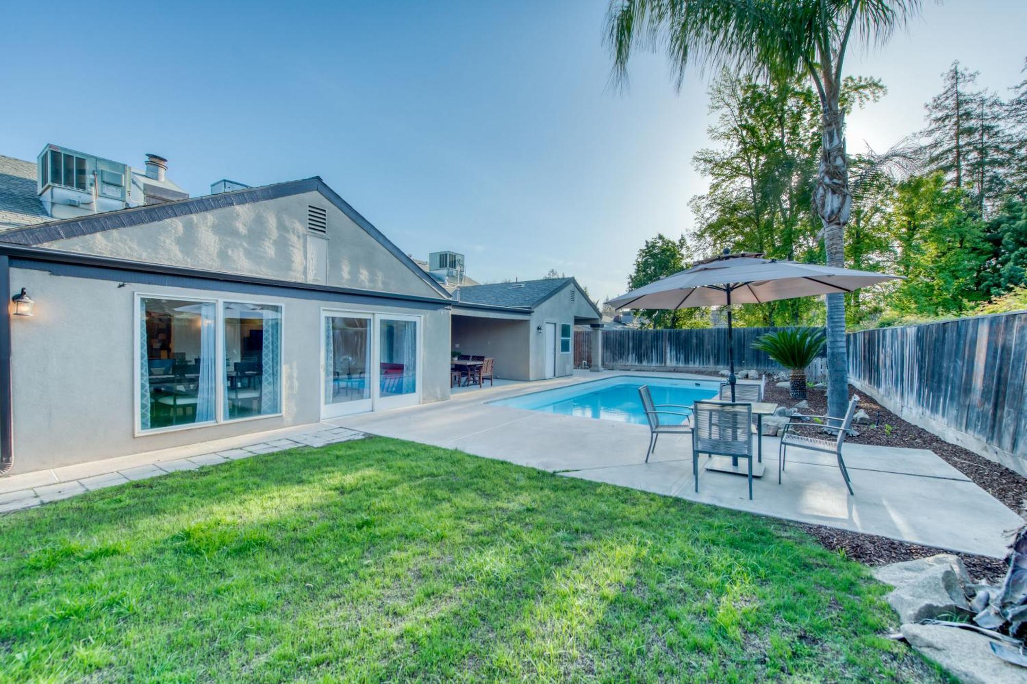 Apartment Fig Garden 4br House W Pool *