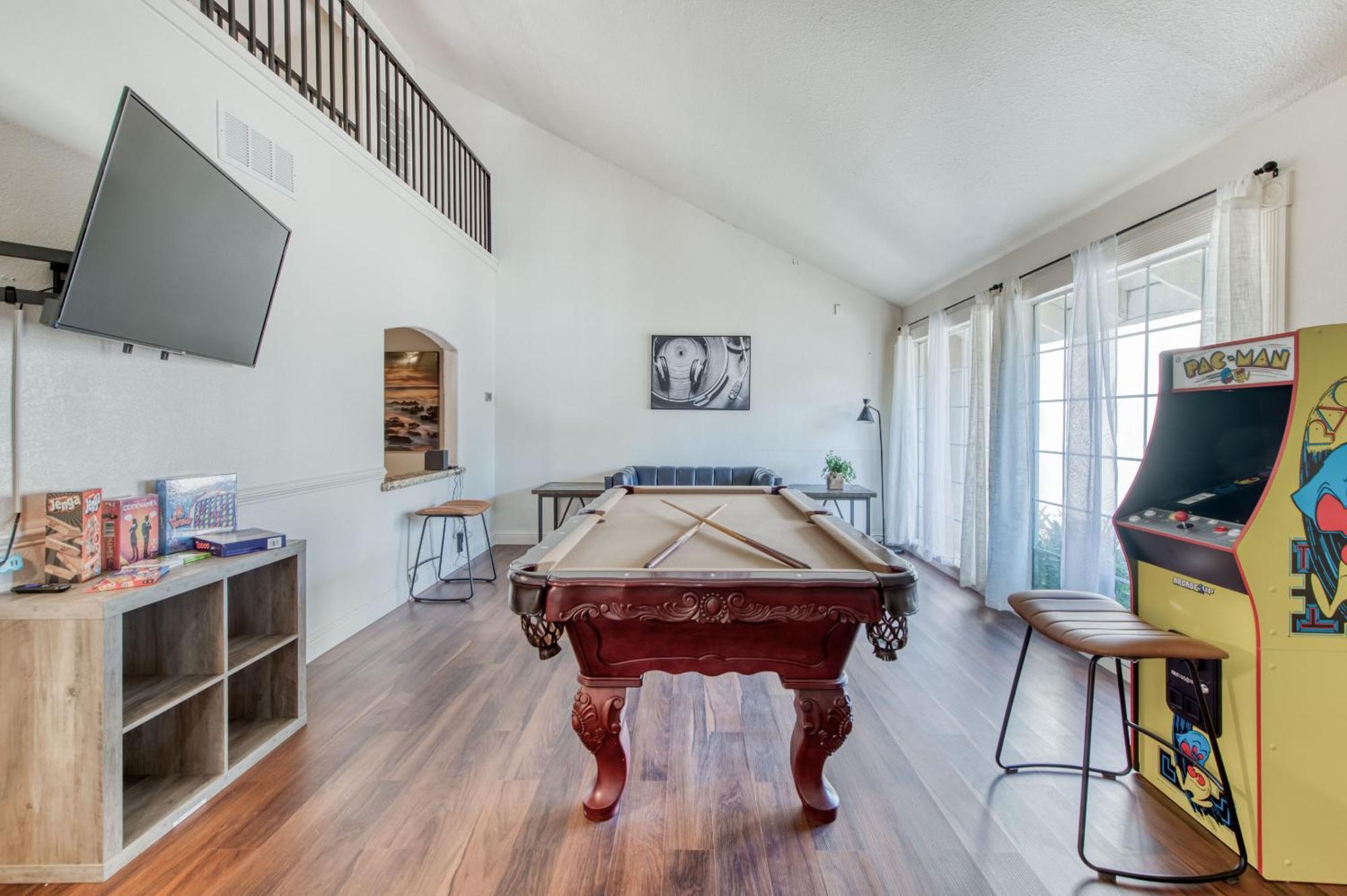 Fig Garden 4br House W Pool Apartment *